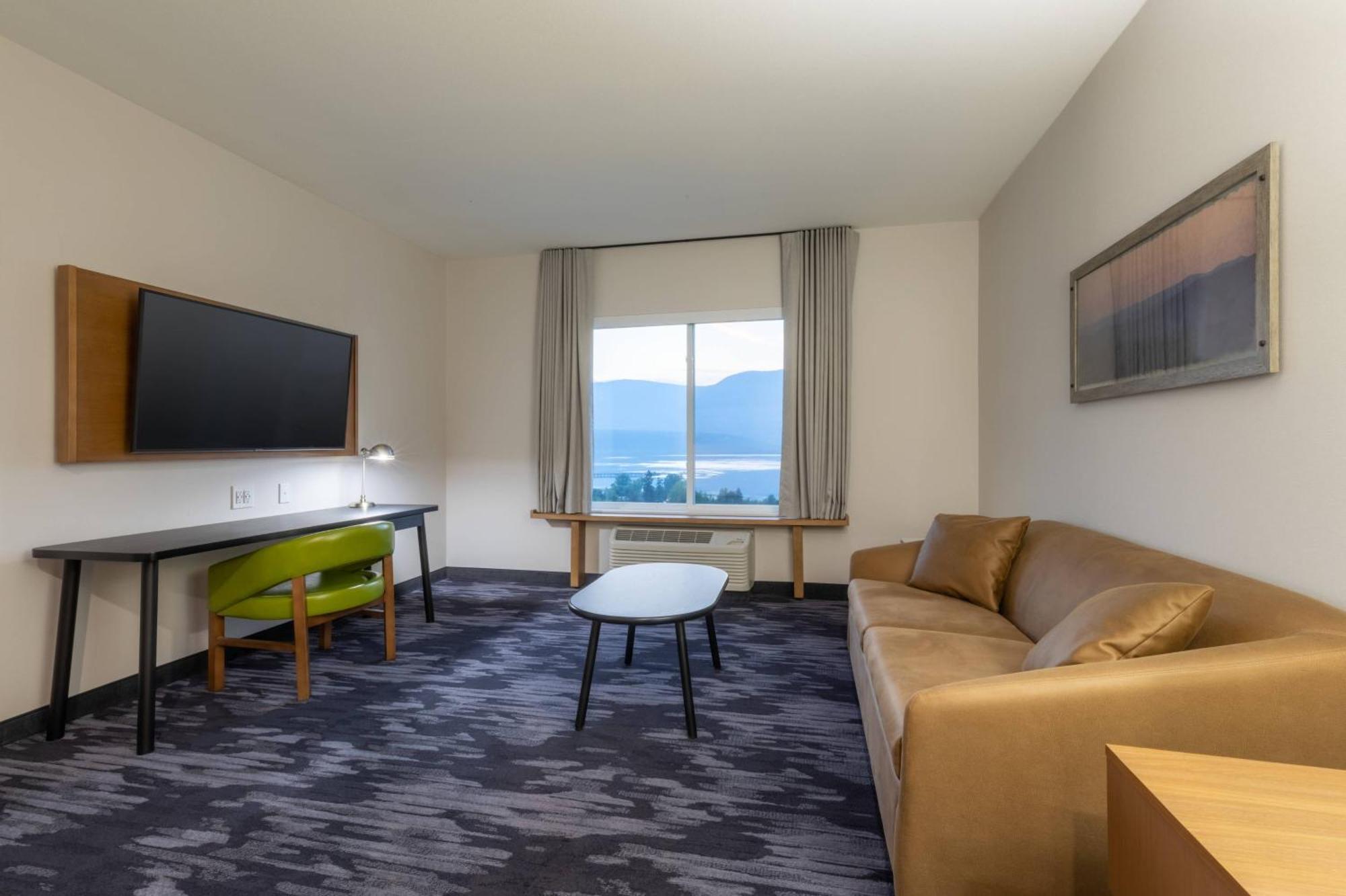 Fairfield Inn & Suites By Marriott Salmon Arm Ngoại thất bức ảnh