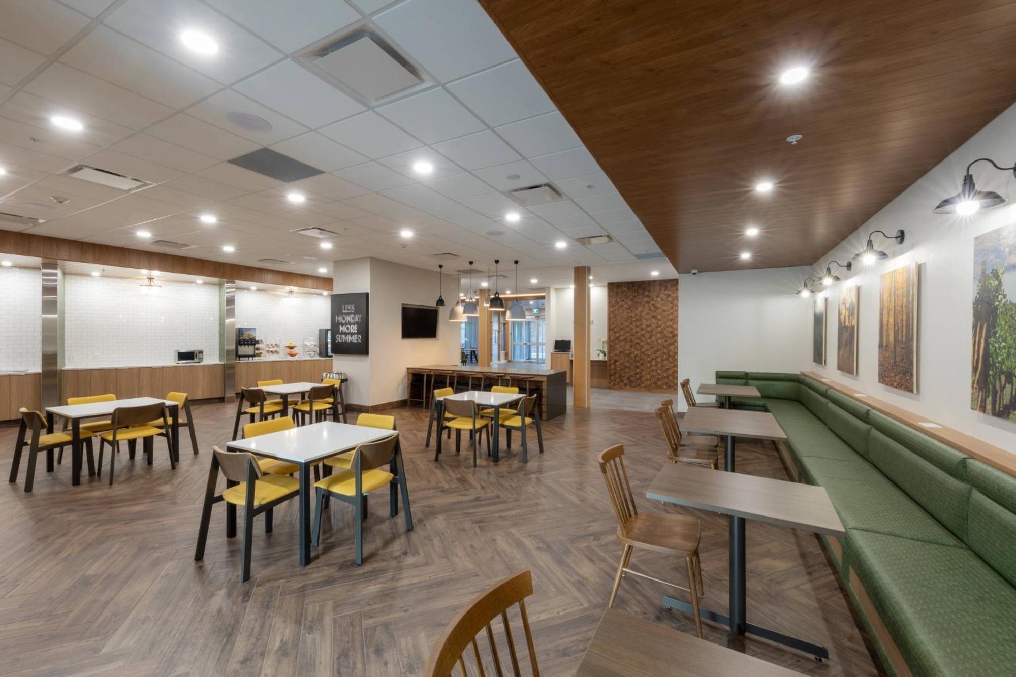 Fairfield Inn & Suites By Marriott Salmon Arm Ngoại thất bức ảnh
