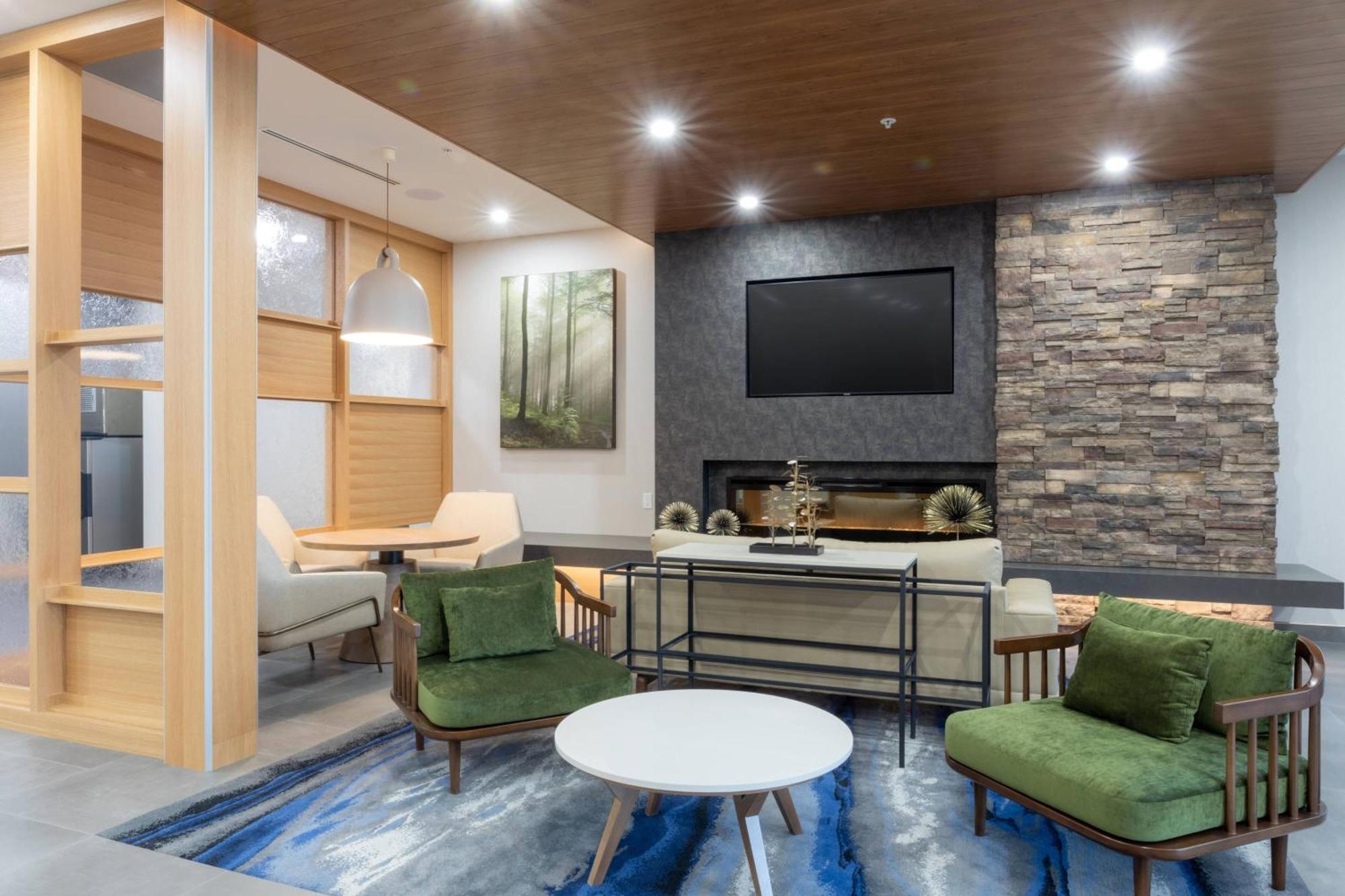 Fairfield Inn & Suites By Marriott Salmon Arm Ngoại thất bức ảnh